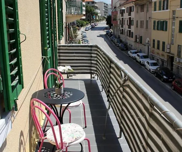 Orchidea In The Centre Apartment Split