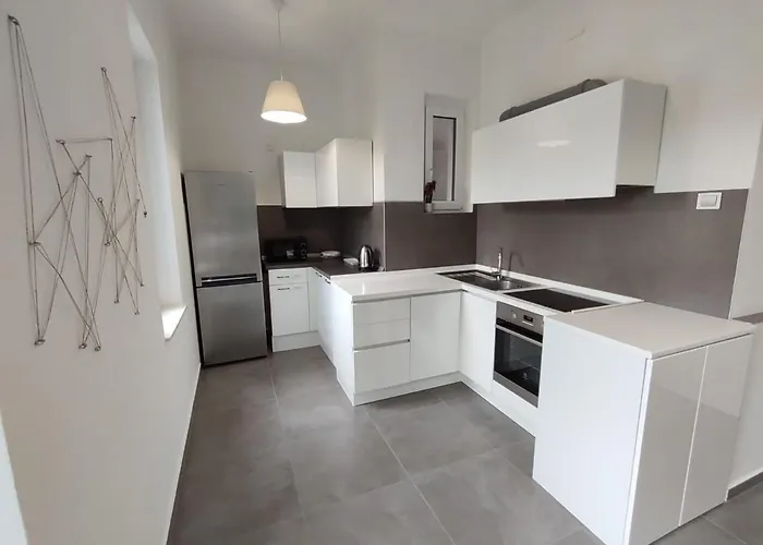 Orchidea In The Centre Apartment *